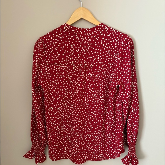 Vine & Love Red and White Dotted Blouse size Small - Picture 3 of 3